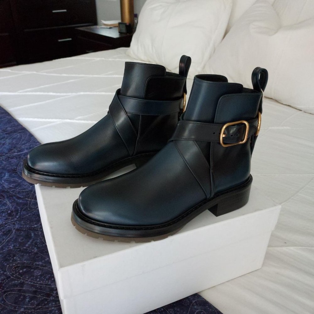 NIB Chloe "Franky" ankle boot, **Navy color** size 39 - Picture 7 of 16